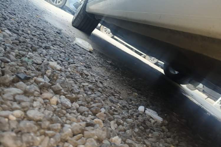 Used Peugeot 408 2014 1.8L Automatic Luxury Edition Left Side Sill