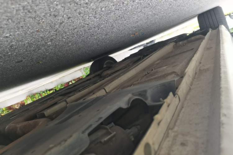 Used Peugeot 408 2014 1.8L Automatic Luxury Edition Left Side Sill