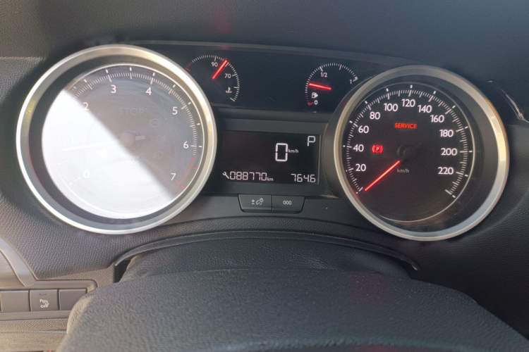 Used Peugeot 408 2014 1.8L Automatic Luxury Edition Odometer Close Up