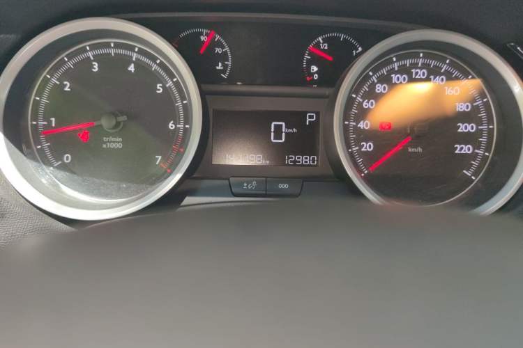 Used Peugeot 408 2014 1.8L Automatic Luxury Edition Odometer Close Up
