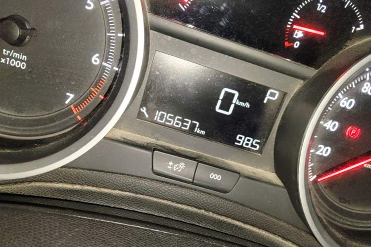 Used Peugeot 408 2014 1.8L Automatic Luxury Edition Odometer Close Up