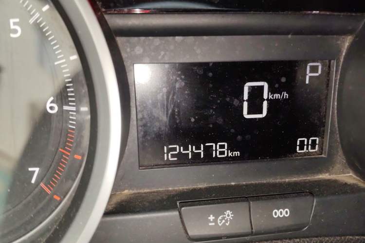 Used Peugeot 408 2014 1.8L Automatic Luxury Edition Odometer Close Up