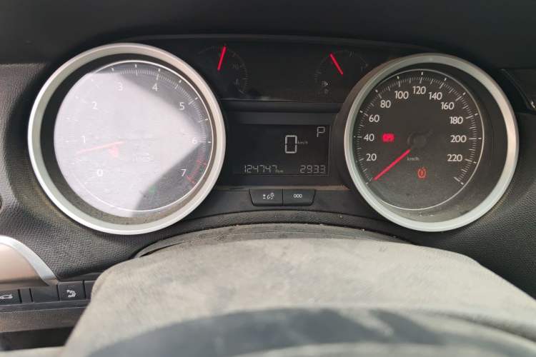 Used Peugeot 408 2014 1.8L Automatic Luxury Edition Odometer Close Up