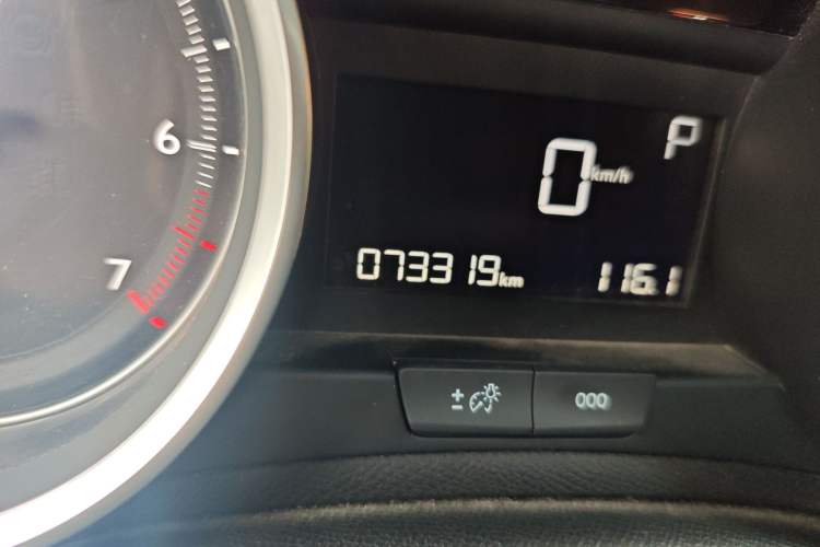 Used Peugeot 408 2014 1.8L Automatic Luxury Edition Odometer Close Up