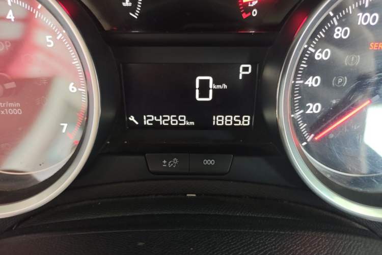 Used Peugeot 408 2014 1.8L Automatic Luxury Edition Odometer Close Up