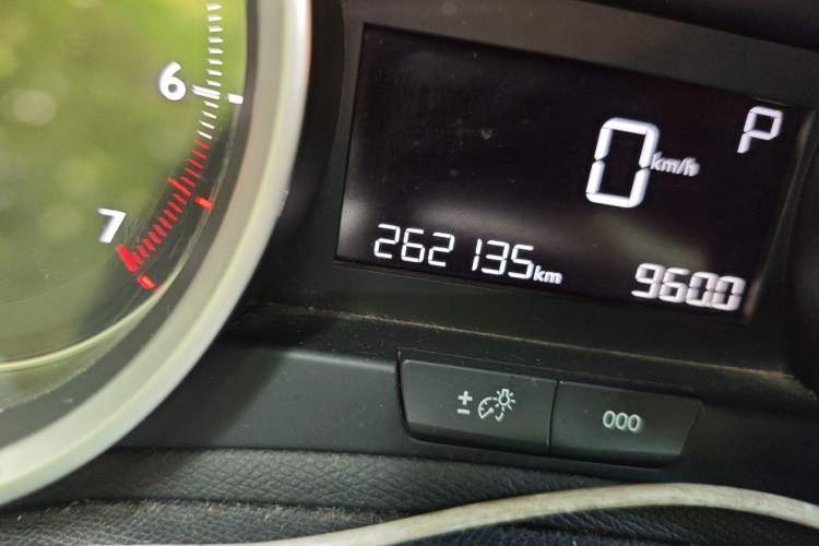 Used Peugeot 408 2014 1.8L Automatic Luxury Edition Odometer Close Up