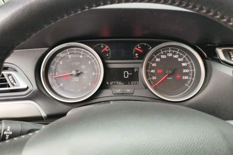 Used Peugeot 408 2014 1.8L Automatic Luxury Edition Odometer Close Up
