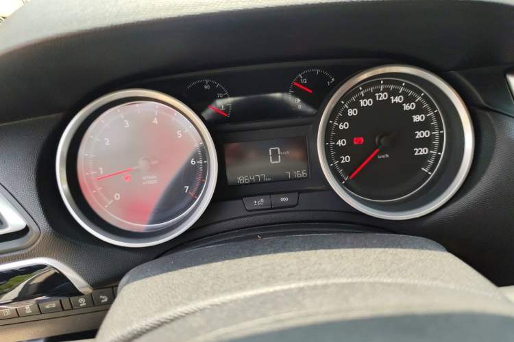 Used Peugeot 408 2014 1.8L Manual Leading Edition Odometer Close Up