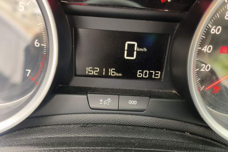 Used Peugeot 408 2014 1.8L Manual Leading Edition Odometer Close Up