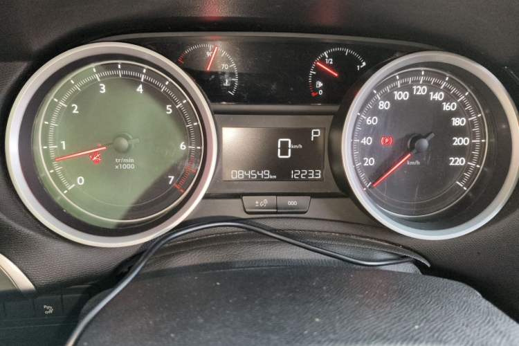 Used Peugeot 408 2014 1.8L Automatic Luxury Edition Odometer Close Up
