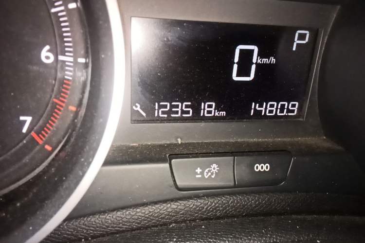 Used Peugeot 408 2014 1.8L Automatic Luxury Edition Odometer Close Up