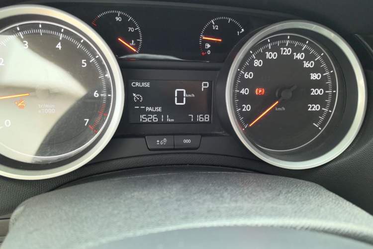 Used Peugeot 408 2014 1.8L Automatic Luxury Edition Odometer Close Up