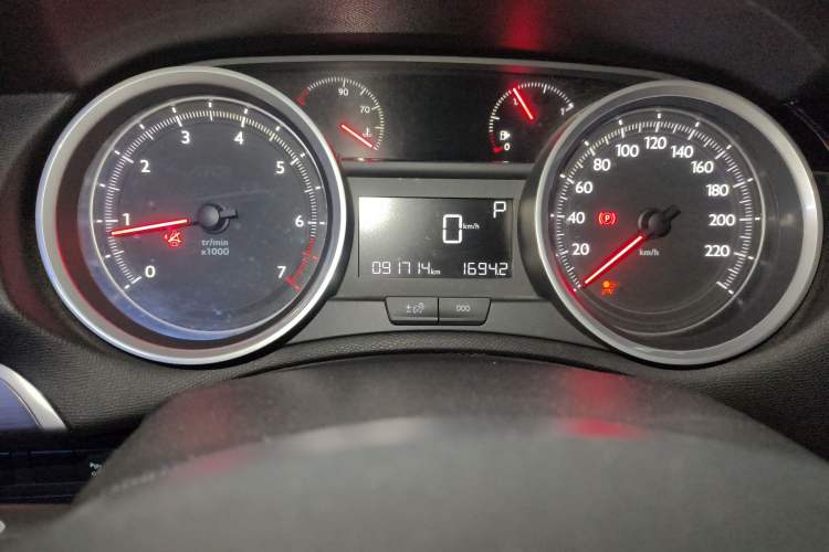 Used Peugeot 408 2014 1.8L Automatic Luxury Edition Odometer Close Up