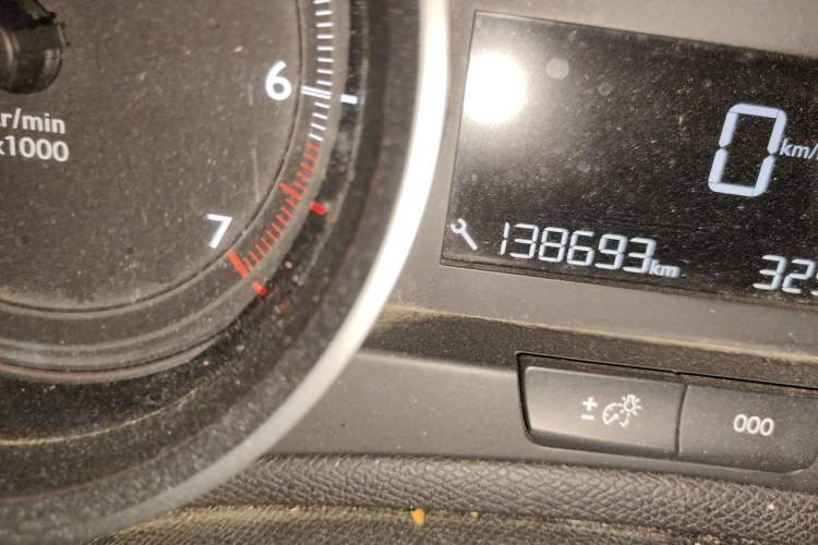 Used Peugeot 408 2014 1.8L Automatic Luxury Edition Odometer Close Up