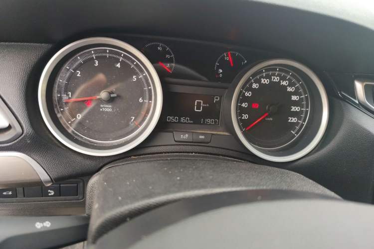 Used Peugeot 408 2014 1.8L Automatic Luxury Edition Odometer Close Up