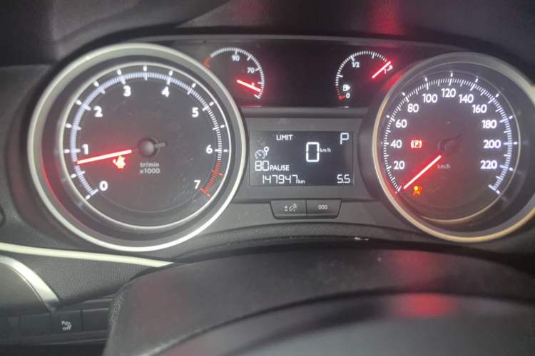 Used Peugeot 408 2014 1.8L Automatic Luxury Edition Odometer Close Up