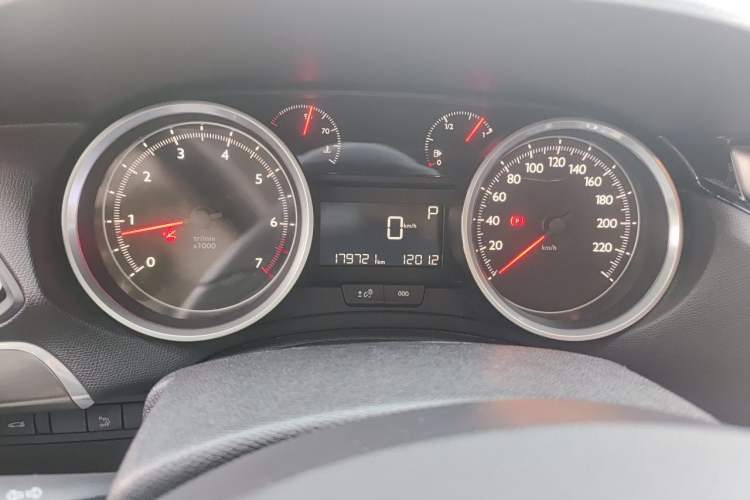 Used Peugeot 408 2014 1.8L Automatic Luxury Edition Odometer Close Up