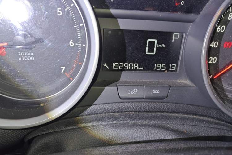 Used Peugeot 408 2014 1.8L Automatic Luxury Edition Odometer Close Up