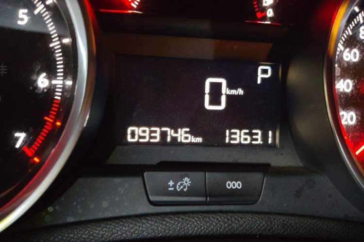 Used Peugeot 408 2014 1.8L Automatic Luxury Edition Odometer Close Up