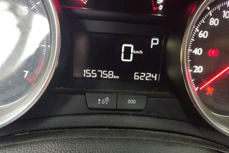Used Peugeot 408 2014 1.8L Automatic Luxury Edition Odometer Close Up