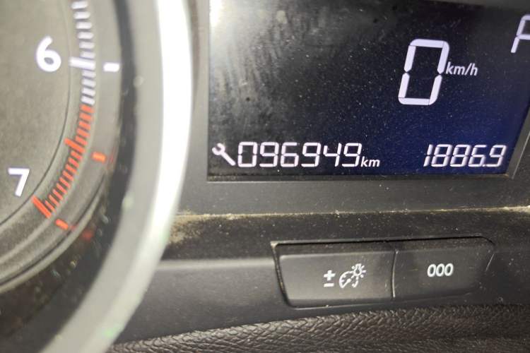 Used Peugeot 408 2014 1.8L Automatic Luxury Edition Odometer Close Up
