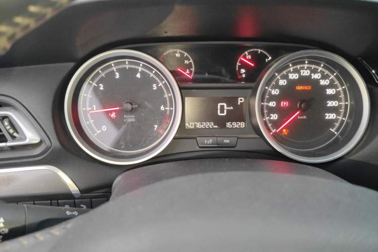Used Peugeot 408 2014 1.8L Automatic Luxury Edition Odometer Close Up