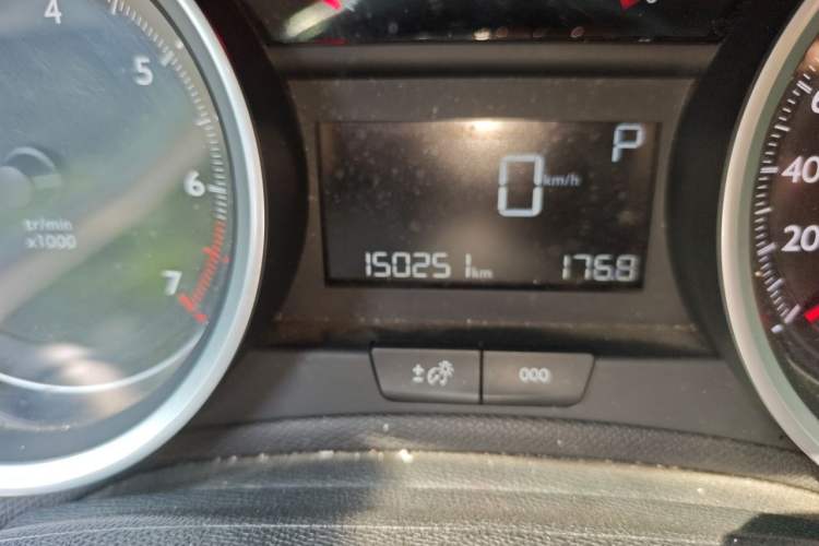 Used Peugeot 408 2014 1.8L Automatic Luxury Edition Odometer Close Up