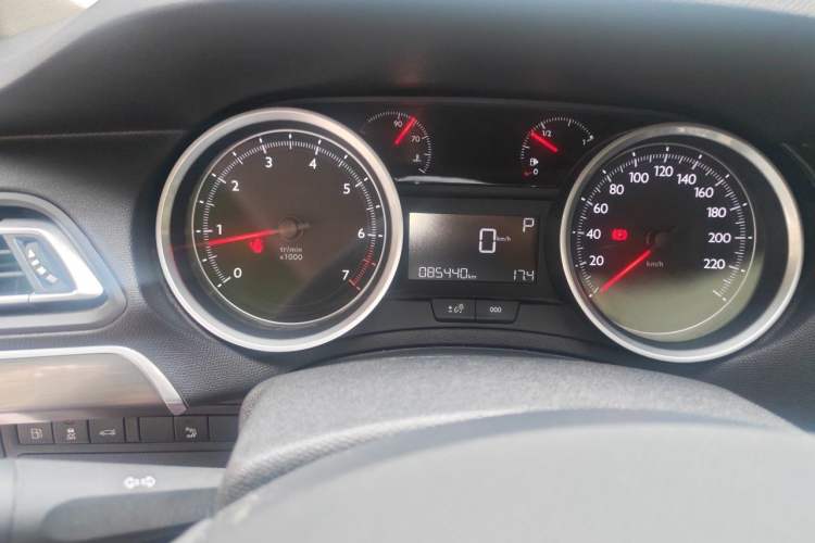 Used Peugeot 408 2014 1.8L Automatic Luxury Edition Odometer Close Up