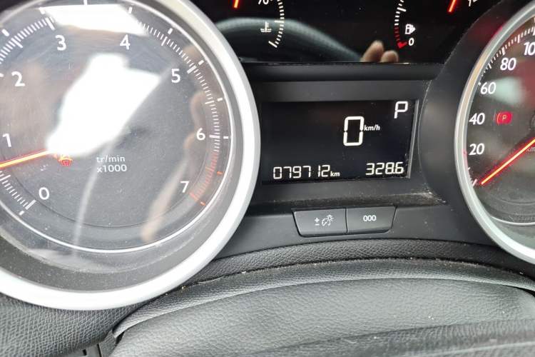 Used Peugeot 408 2014 1.8L Automatic Luxury Edition Odometer Close Up