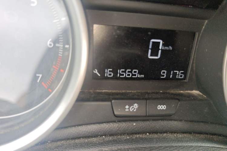 Used Peugeot 408 2014 1.8L Manual Leading Edition Odometer Close Up