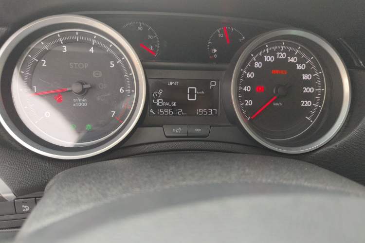 Used Peugeot 408 2014 1.8L Automatic Luxury Edition Odometer Close Up