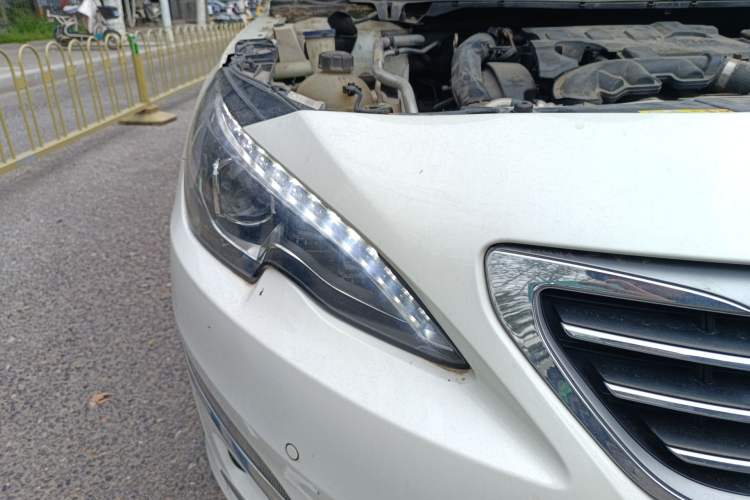 Used Peugeot 408 2014 1.6T Automatic Supreme Edition Right Front Headlight