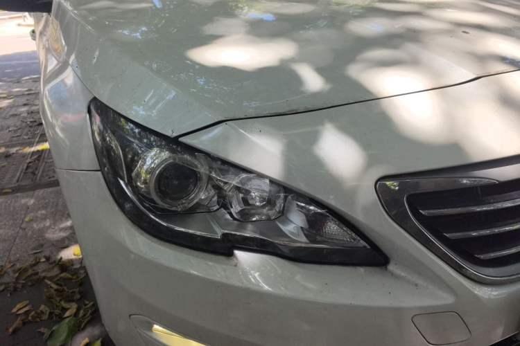 Used Peugeot 408 2014 1.8L Automatic Luxury Edition Right Front Headlight