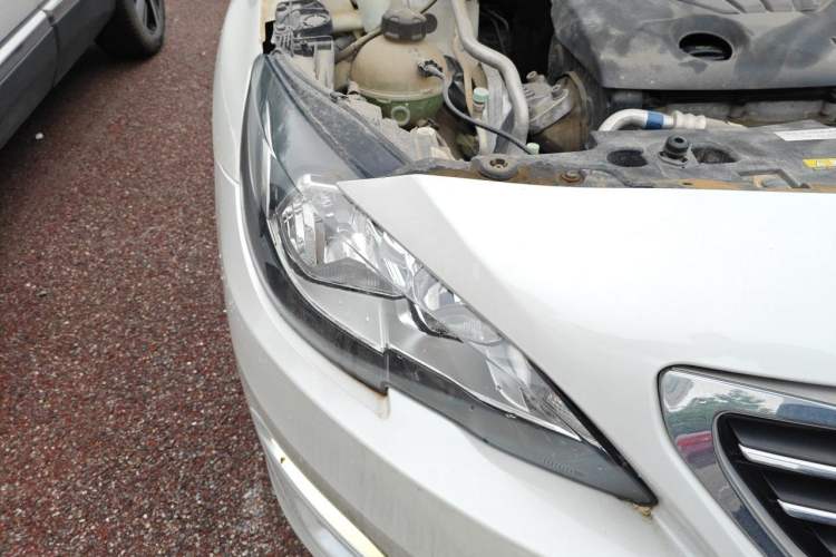 Used Peugeot 408 2014 1.8L Automatic Luxury Edition Right Front Headlight