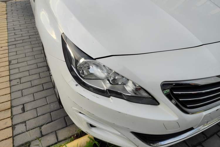 Used Peugeot 408 2014 1.6T Automatic Prestige Edition Right Front Headlight
