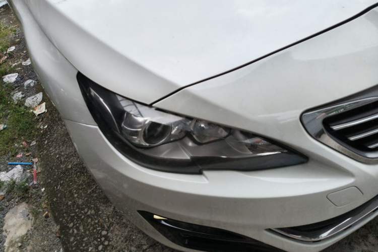Used Peugeot 408 2014 1.8L Automatic Luxury Edition Right Front Headlight