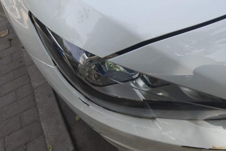 Used Peugeot 408 2014 1.8L Automatic Luxury Edition Right Front Headlight