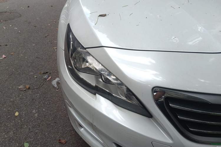 Used Peugeot 408 2014 1.8L Automatic Luxury Edition Right Front Headlight