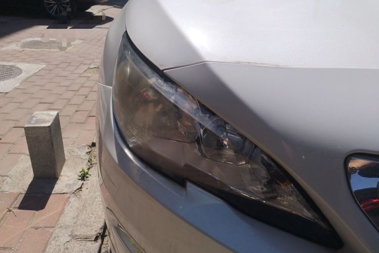 Used Peugeot 408 2014 1.8L Automatic Luxury Edition Right Front Headlight