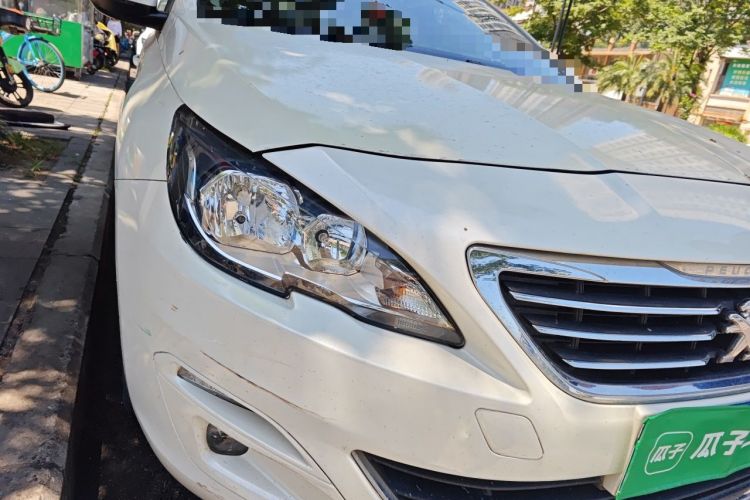 Used Peugeot 408 2014 1.8L Automatic Leading Edition Right Front Headlight