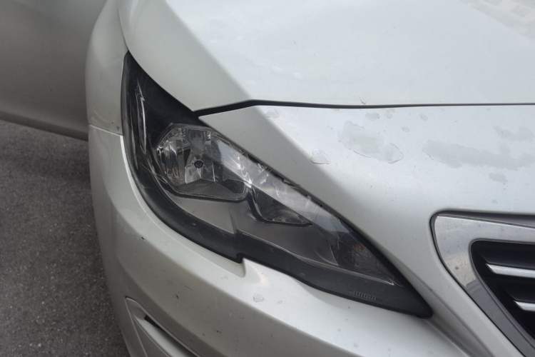 Used Peugeot 408 2014 1.8L Automatic Luxury Edition Right Front Headlight