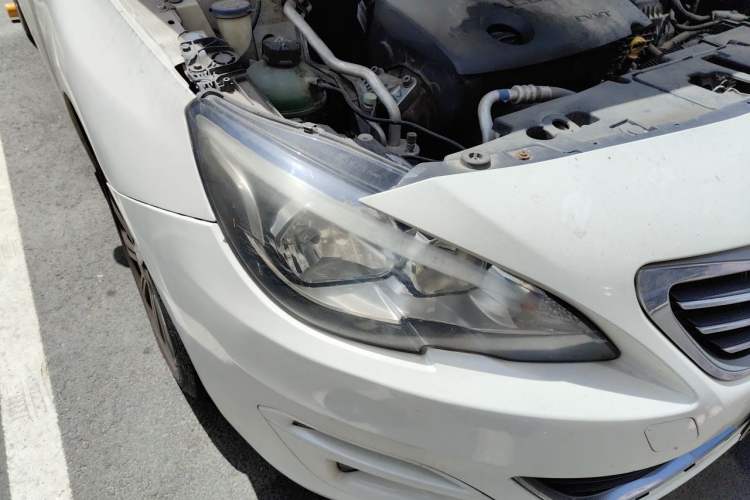 Used Peugeot 408 2014 1.8L Automatic Luxury Edition Right Front Headlight