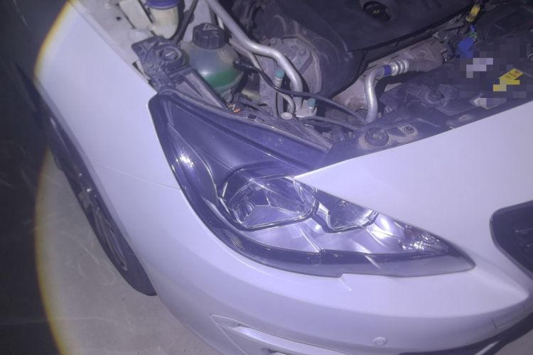 Used Peugeot 408 2014 1.8L Automatic Luxury Edition Right Front Headlight