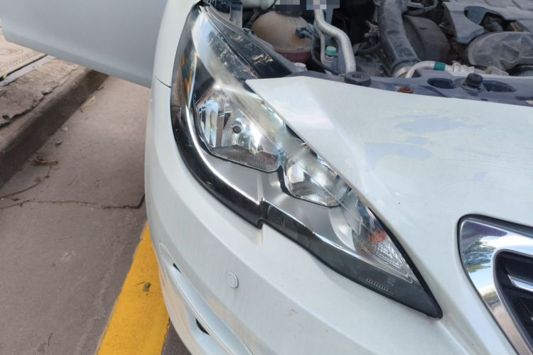 Used Peugeot 408 2014 1.6T Automatic Prestige Edition Right Front Headlight