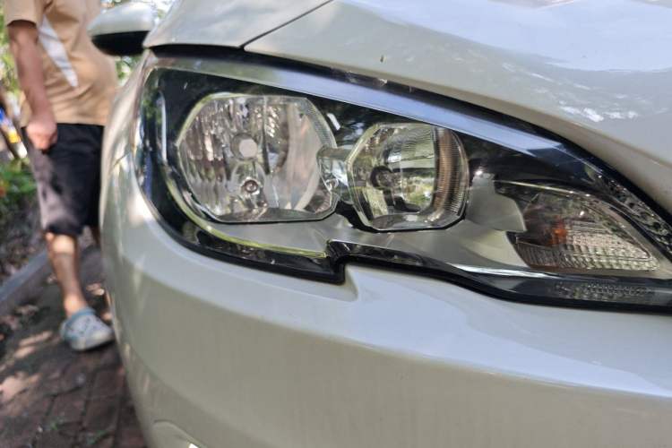 Used Peugeot 408 2014 1.8L Automatic Luxury Edition Right Front Headlight