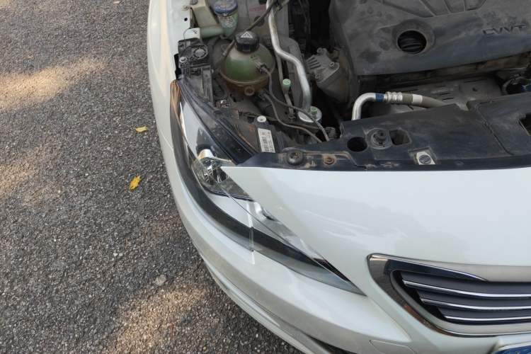 Used Peugeot 408 2014 1.8L Automatic Luxury Edition Right Front Headlight