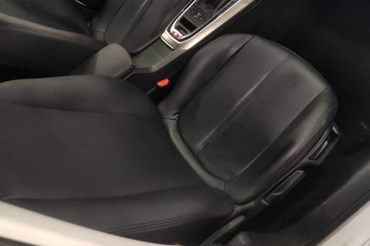 Used Peugeot 408 2014 1.8L Automatic Luxury Edition Right Front Seat