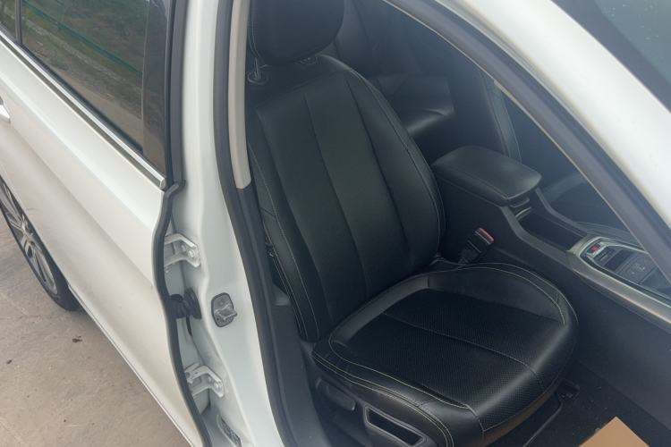 Used Peugeot 408 2014 1.8L Automatic Luxury Edition Right Front Seat