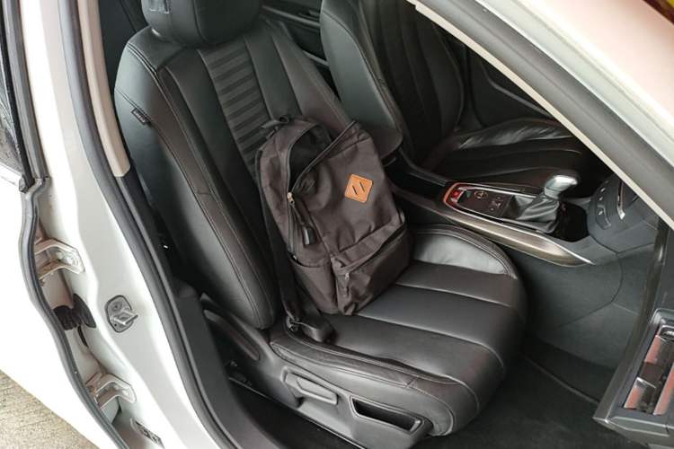 Used Peugeot 408 2014 1.6T Automatic Prestige Edition Right Front Seat