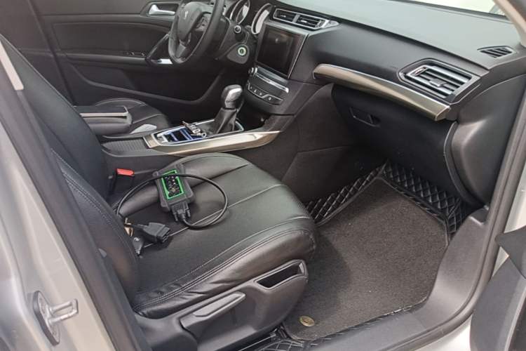 Used Peugeot 408 2014 1.8L Automatic Luxury Edition Right Front Seat